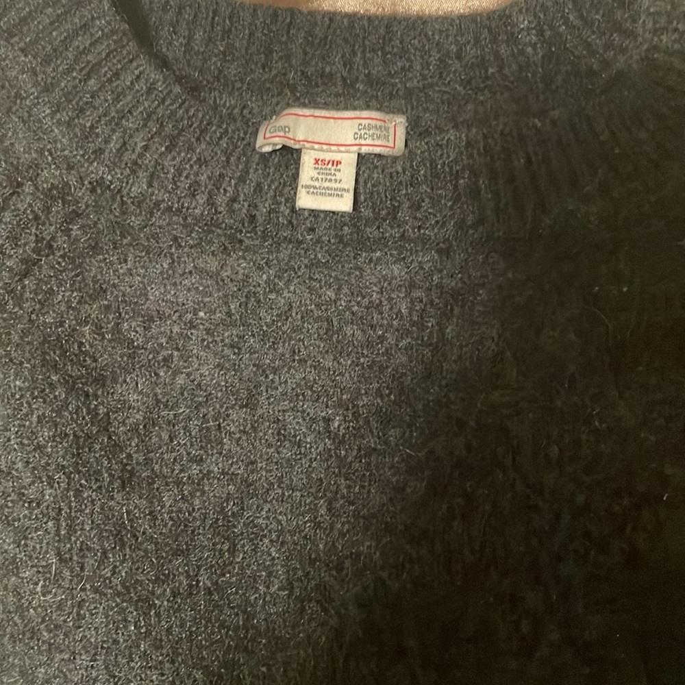 Sweater - Picture 3 of 3